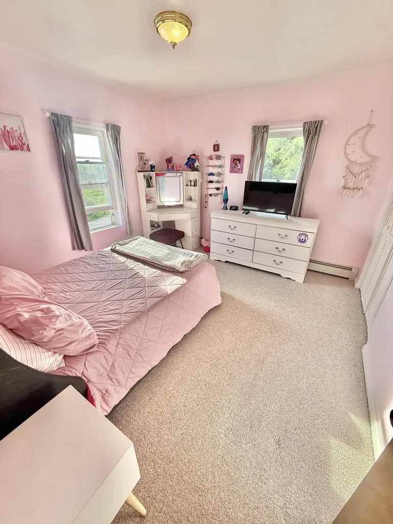 18 Talbot Road Madawaska ME 04773