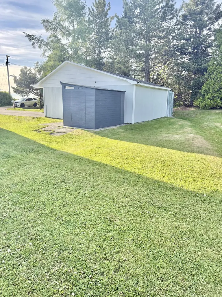 18 Talbot Road Madawaska ME 04773