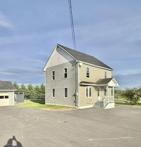 18 Talbot Road Madawaska ME 04773