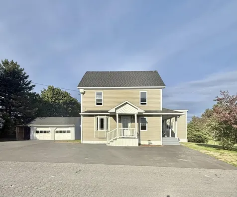 18 Talbot Road Madawaska ME 04773
