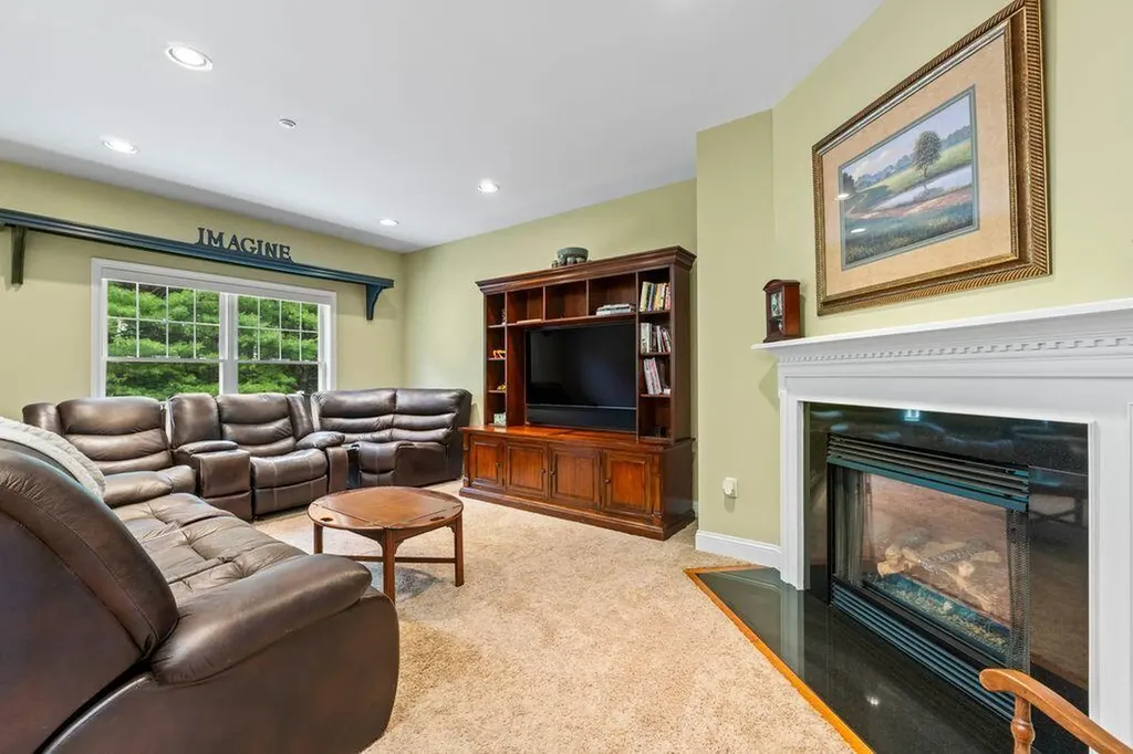 38 Harvest Hill Lane Auburn ME 04210