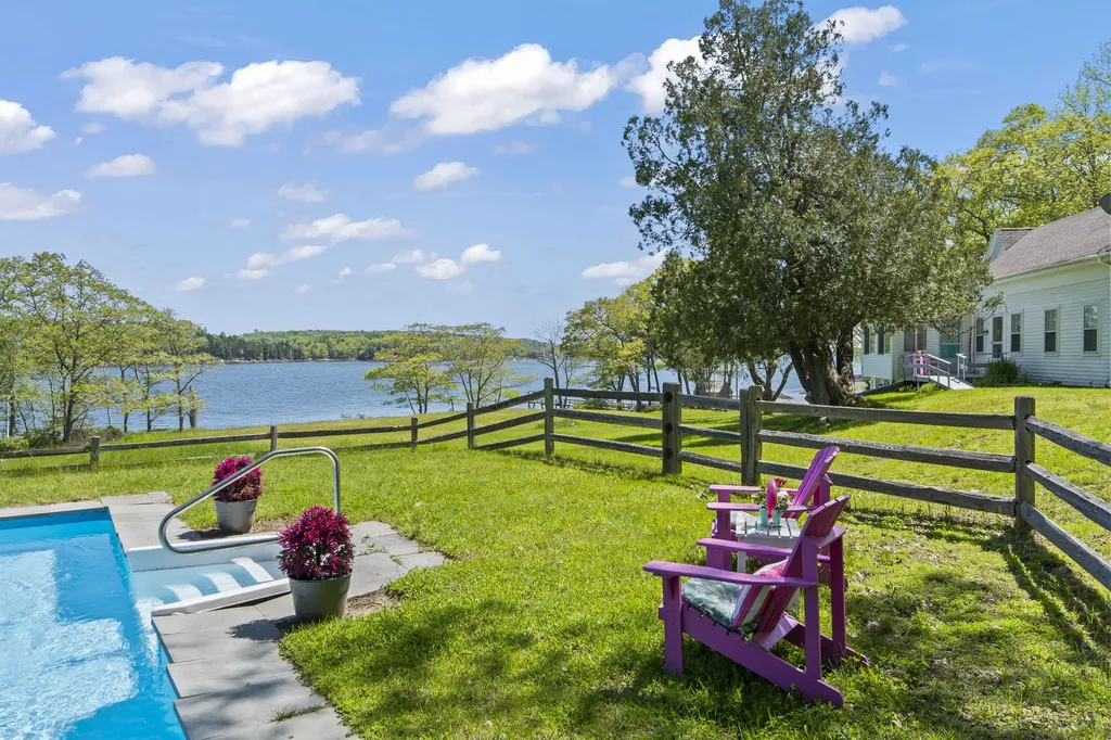 45 Bradley Road Westport Island ME 04578