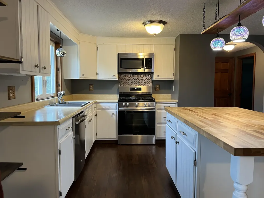 212 Swetts Pond Road Orrington ME 04474