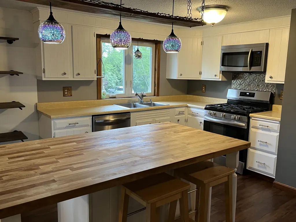 212 Swetts Pond Road Orrington ME 04474