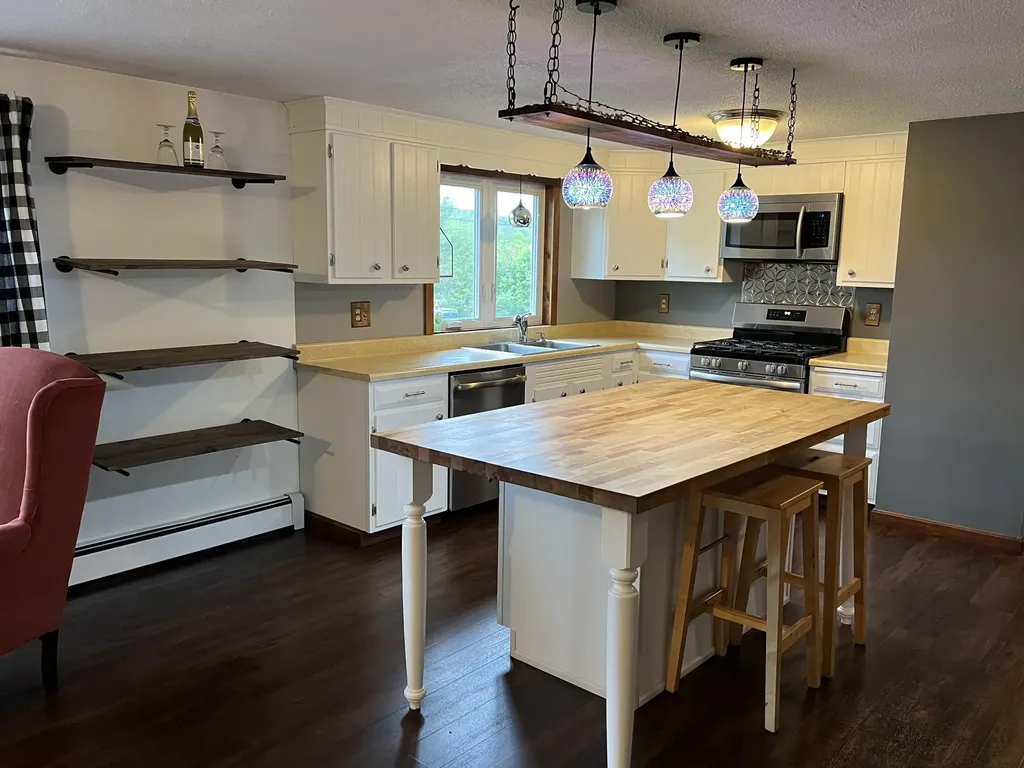 212 Swetts Pond Road Orrington ME 04474