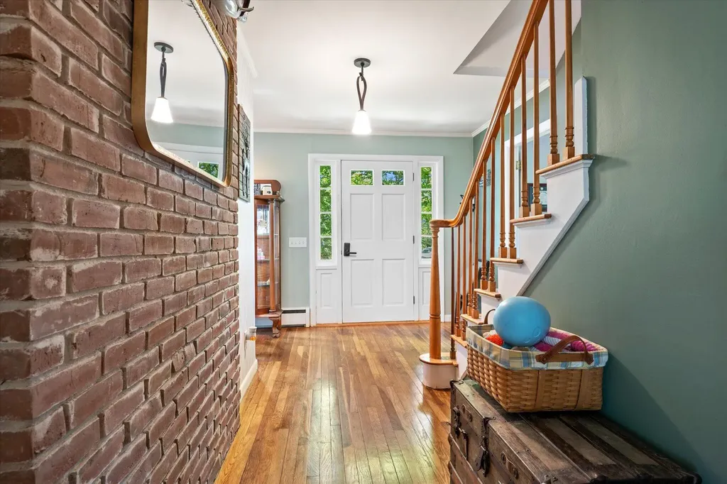 73 Edgewood Drive Brewer ME 04412