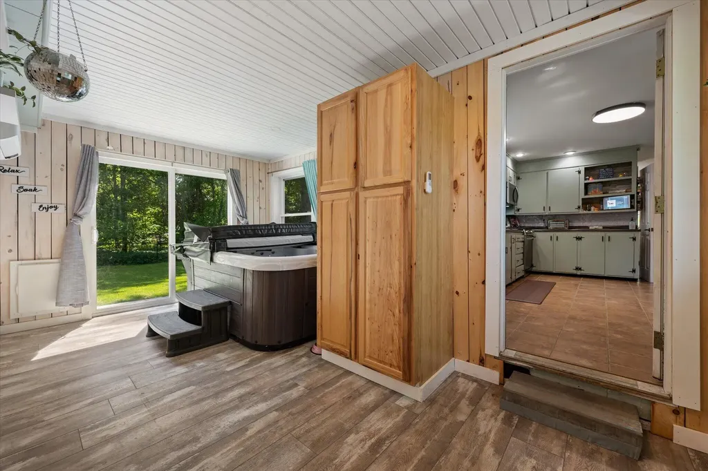 73 Edgewood Drive Brewer ME 04412