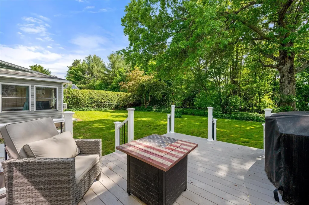 73 Edgewood Drive Brewer ME 04412