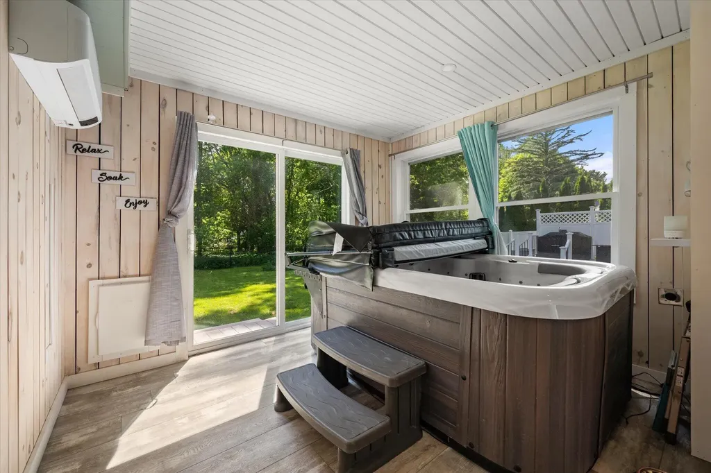73 Edgewood Drive Brewer ME 04412