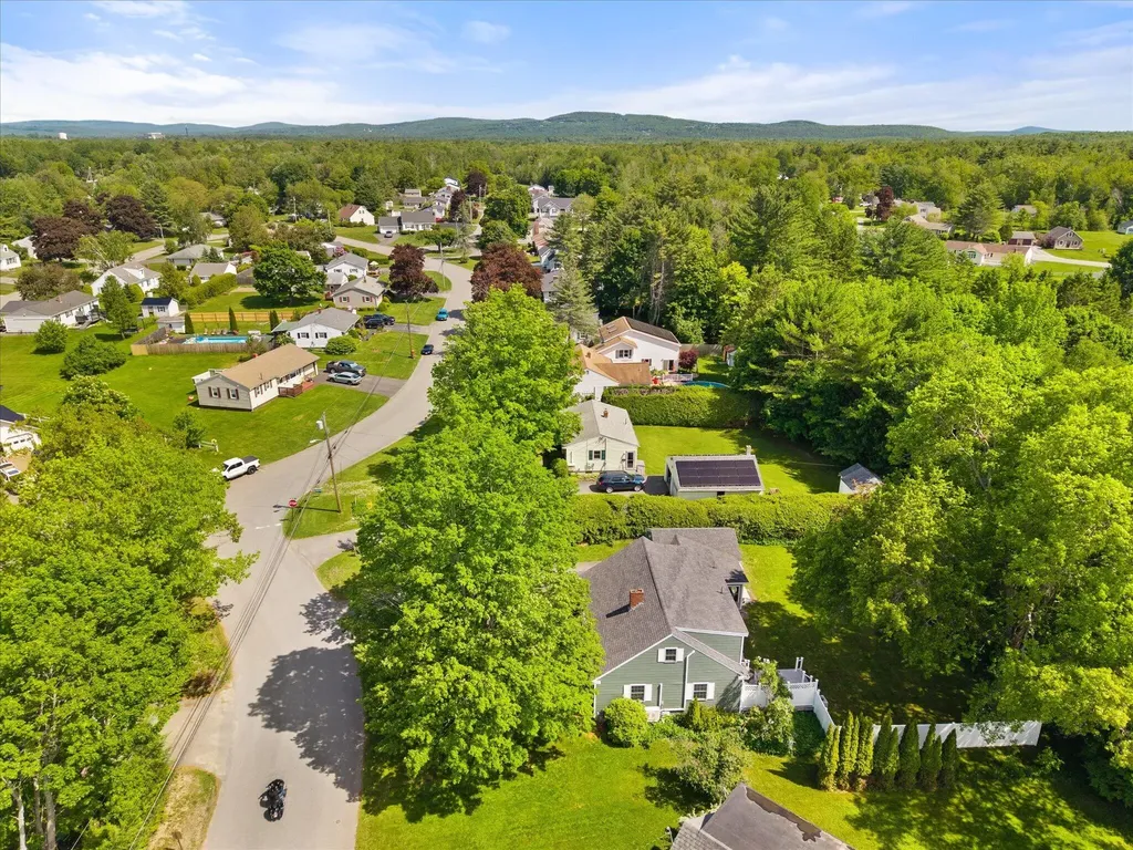 73 Edgewood Drive Brewer ME 04412