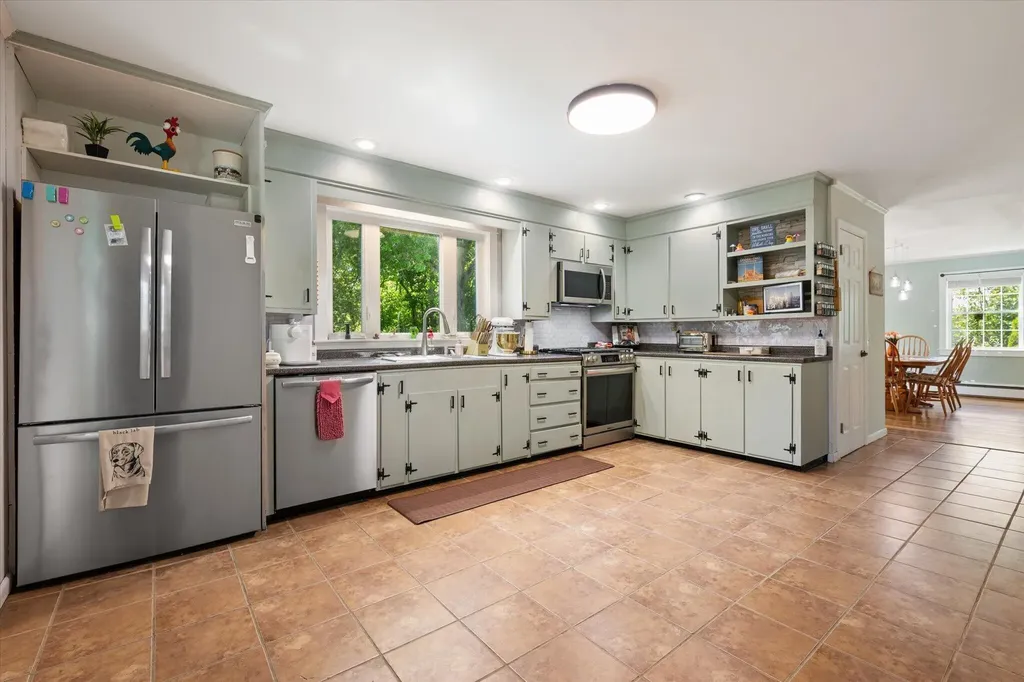 73 Edgewood Drive Brewer ME 04412