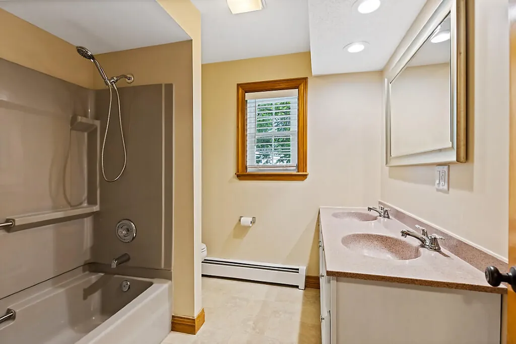 2 Coolidge Street Waterville ME 04901