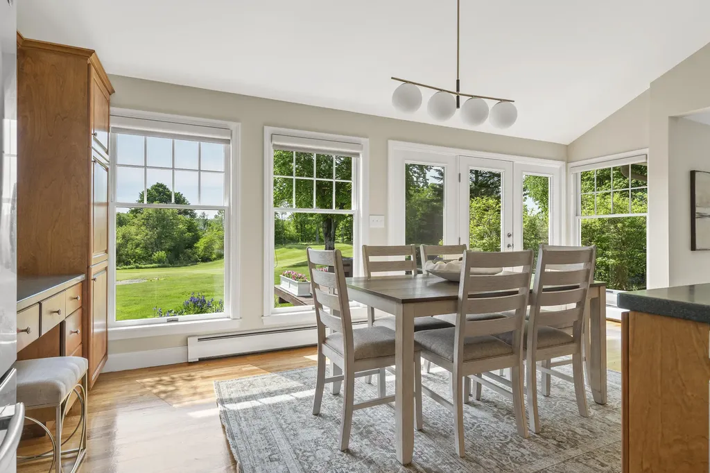9 Birkdale Road Falmouth ME 04105