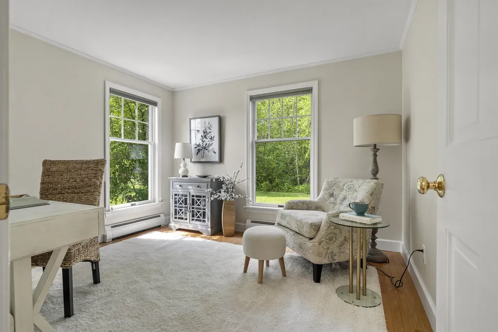 9 Birkdale Road Falmouth ME 04105