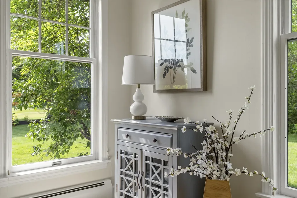 9 Birkdale Road Falmouth ME 04105
