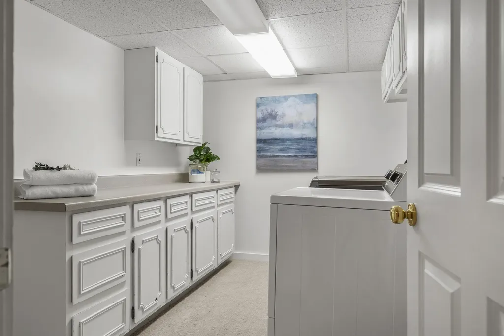 9 Birkdale Road Falmouth ME 04105