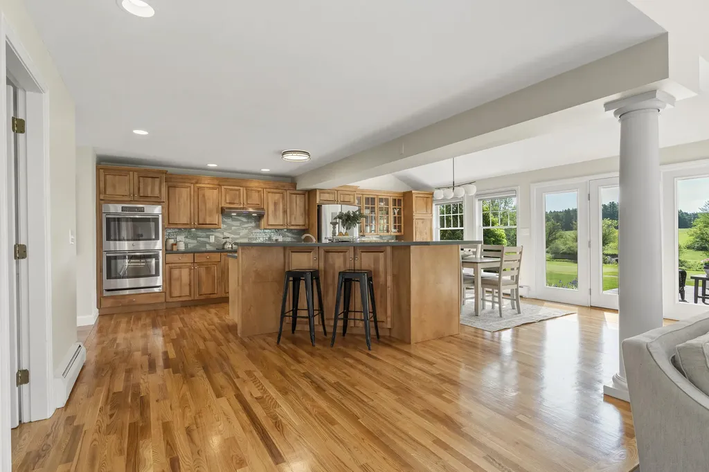 9 Birkdale Road Falmouth ME 04105