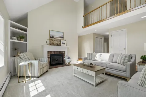 9 Birkdale Road Falmouth ME 04105