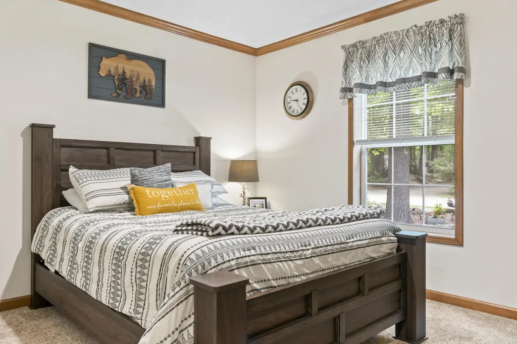 2196 Sanford Road Wells ME 04090