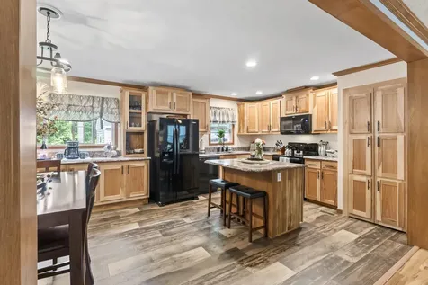 2196 Sanford Road Wells ME 04090