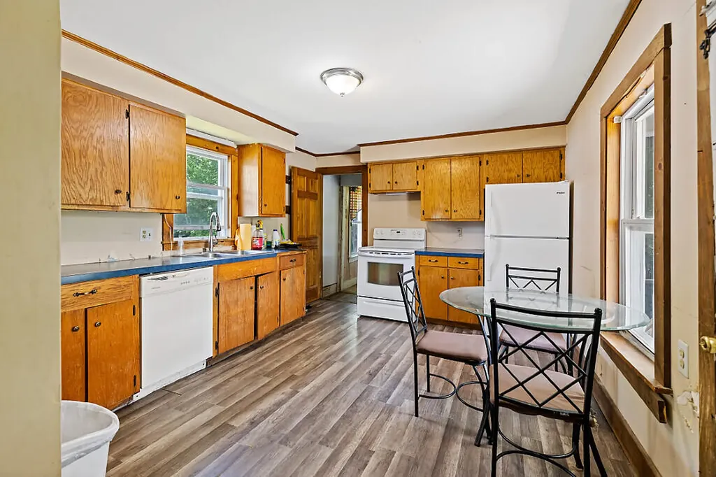 43 Fairfield Street Oakland ME 04963