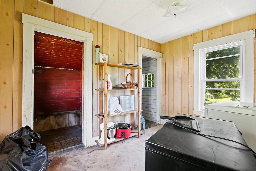 43 Fairfield Street Oakland ME 04963