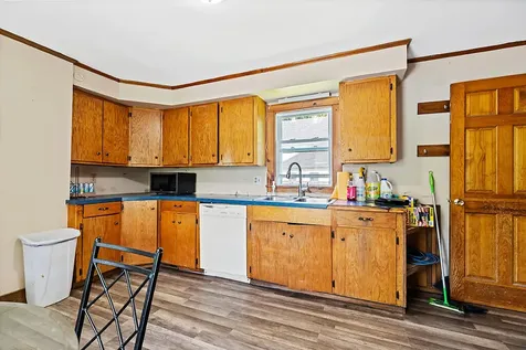 43 Fairfield Street Oakland ME 04963