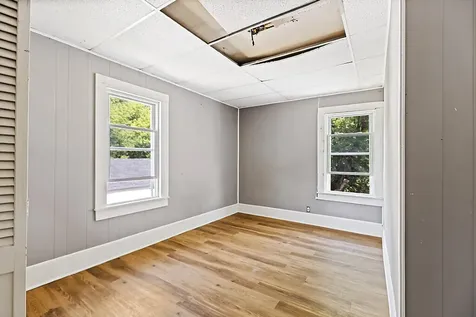 43 Fairfield Street Oakland ME 04963