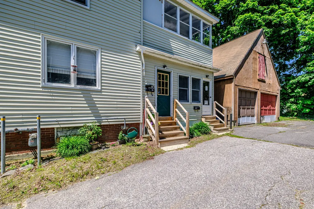 91 North Street Westbrook ME 04092