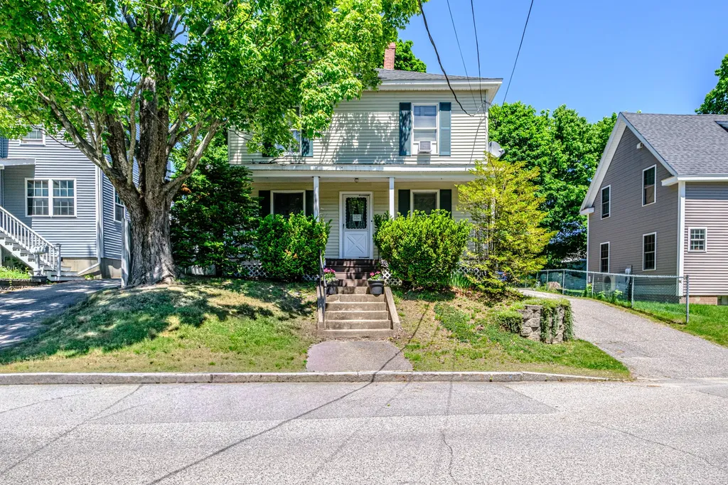 91 North Street Westbrook ME 04092