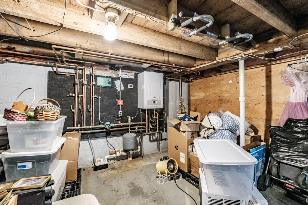 91 North Street Westbrook ME 04092