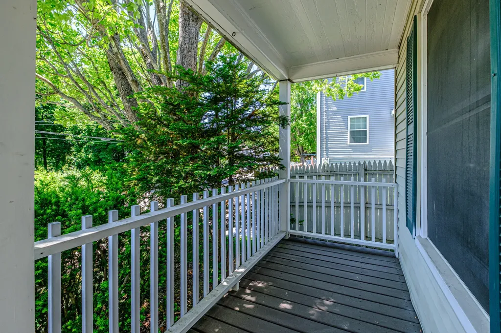 91 North Street Westbrook ME 04092