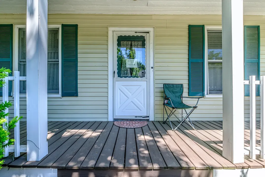 91 North Street Westbrook ME 04092