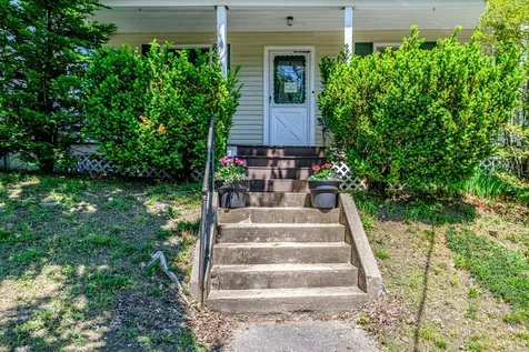 91 North Street Westbrook ME 04092