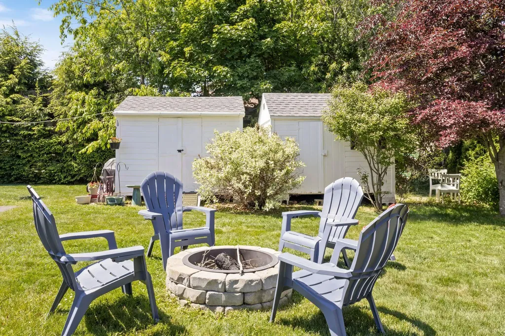 11 Southgate Avenue Biddeford ME 04005