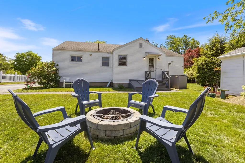 11 Southgate Avenue Biddeford ME 04005
