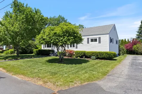 11 Southgate Avenue Biddeford ME 04005
