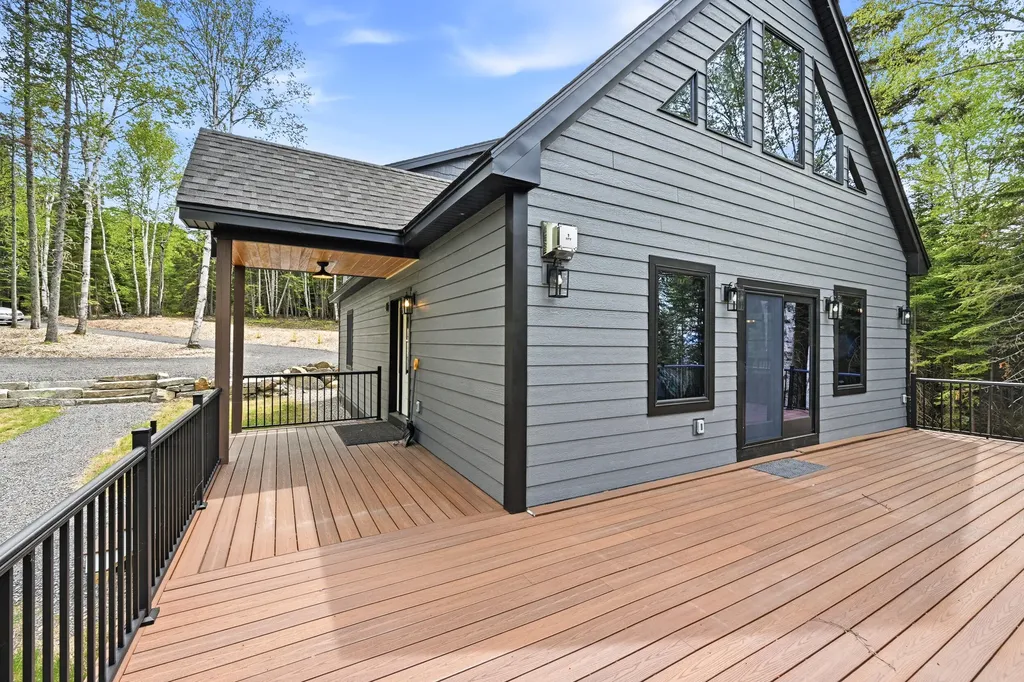 8 Case Road Rangeley ME 04970