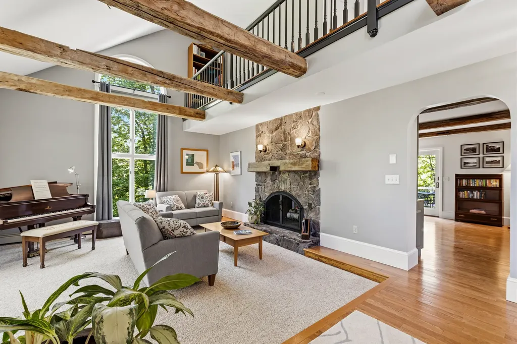 55 Higgins Lane South Portland ME 04106