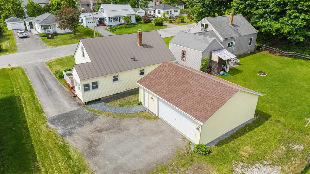 47 Violette Avenue Waterville ME 04901