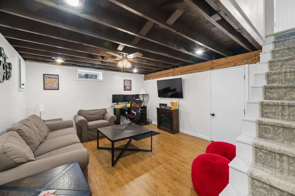 47 Violette Avenue Waterville ME 04901