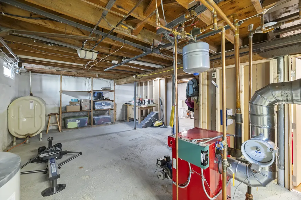 47 Violette Avenue Waterville ME 04901