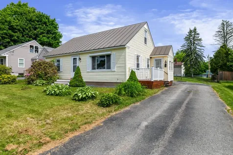 47 Violette Avenue Waterville ME 04901