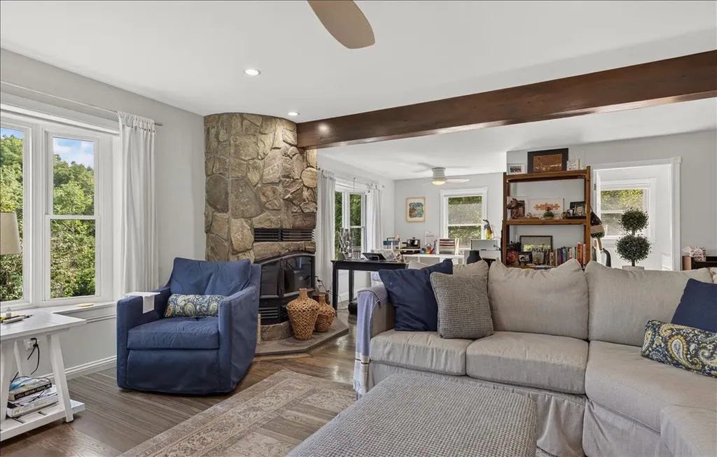 13 Norris Street Searsport ME 04974