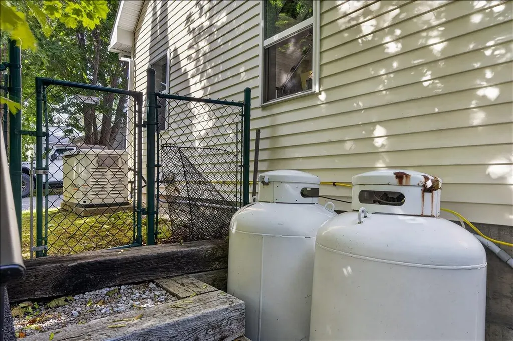 13 Norris Street Searsport ME 04974