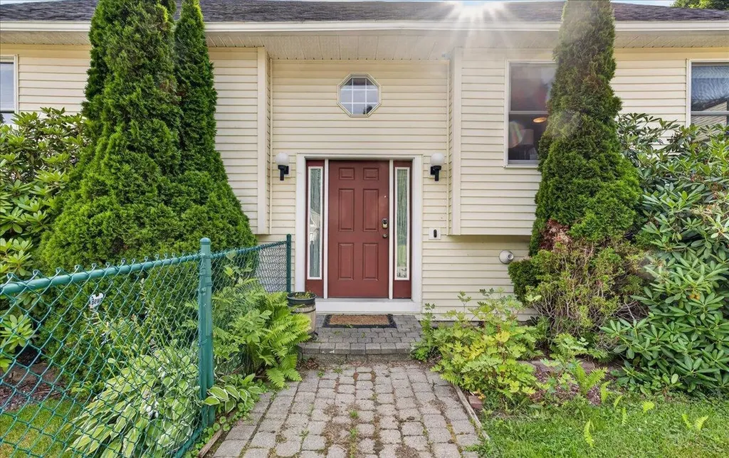 13 Norris Street Searsport ME 04974