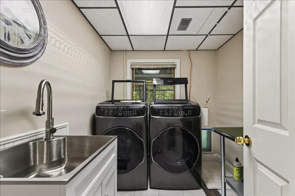13 Norris Street Searsport ME 04974