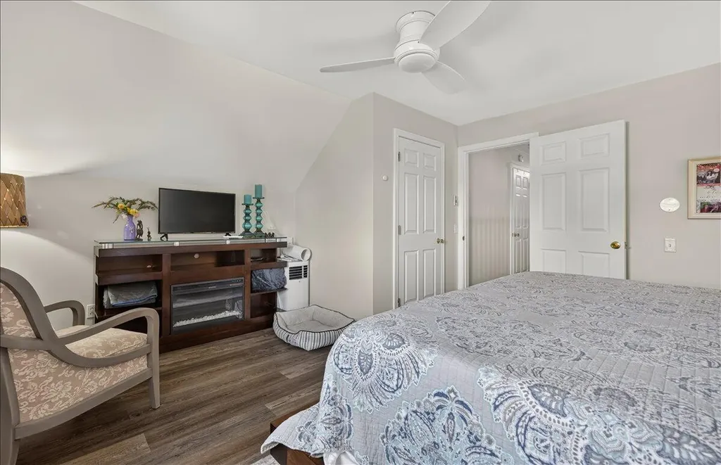 13 Norris Street Searsport ME 04974