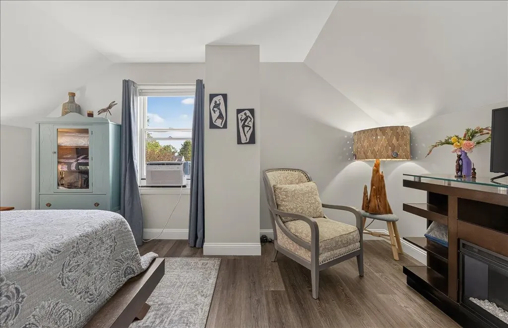 13 Norris Street Searsport ME 04974