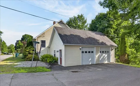 13 Norris Street Searsport ME 04974